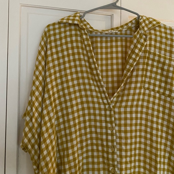 Summer blouse - Picture 2 of 2